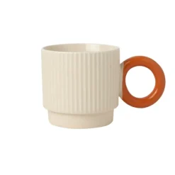 Mok beige met oranje oor 'Luka'